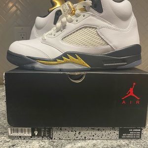 AIR JORDAN 5 RETRO OG Gold Coin